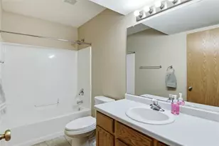 2518 Pine View Rd, Eau Claire, WI 54703 - Photo 23