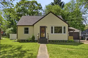 3133 Locust Ln, Eau Claire, WI 54703 - Photo 1
