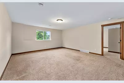 2544 Avery Lane, Altoona, WI 54720 - Photo 33