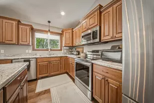329 Rutledge St, Chippewa Falls, WI 54729 - Photo 15