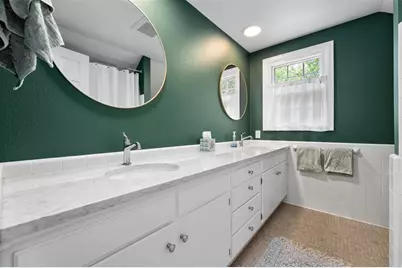 391 Heather Court, Eau Claire, WI 54701 - Photo 35