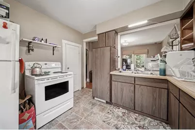 1516 Sherwin Avenue, Eau Claire, WI 54701 - Photo 5