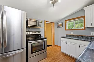 1004 Harrison St, Black River Falls, WI 54615 - Photo 13