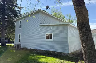 213 Owen St, Arcadia, WI 54612 - Photo 3