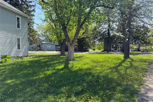 213 Owen St, Arcadia, WI 54612 - Photo 7