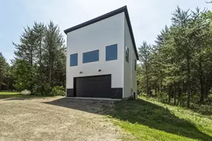 10081 9 Mile Creek Rd, Fall Creek, WI 54742 - Photo 47
