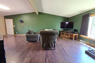 1009 Marian St, Rice Lake, WI 54868 - Photo 9