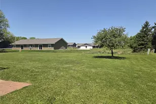 1009 Marian St, Rice Lake, WI 54868 - Photo 31