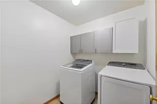2335 Oakridge Cir, Hudson, WI 54016 - Photo 17