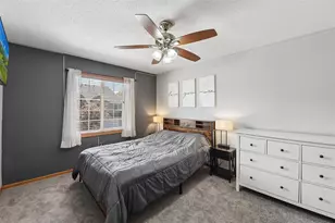2335 Oakridge Cir, Hudson, WI 54016 - Photo 11