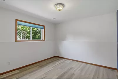 2910 W Frank Street, Eau Claire, WI 54703 - Photo 25