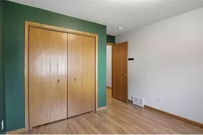 2910 W Frank Street, Eau Claire, WI 54703 - Photo 19