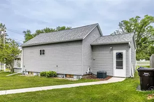 310 E 3rd Street St, Black River Falls, WI 54615 - Photo 11