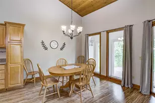 2229 Peterson Ave, Eau Claire, WI 54703 - Photo 9