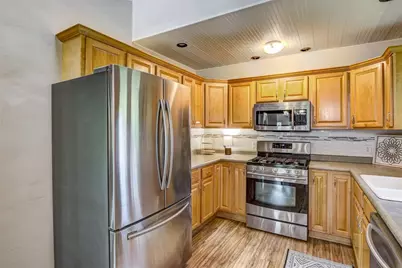 2229 Peterson Avenue, Eau Claire, WI 54703 - Photo 5
