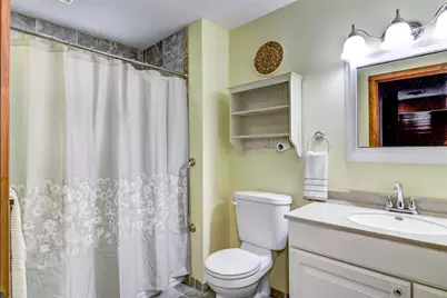 2229 Peterson Avenue, Eau Claire, WI 54703 - Photo 17