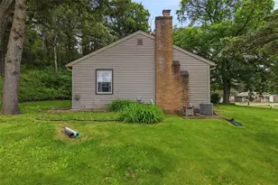 2715 Rudolph Rd, Eau Claire, WI 54701 - Photo 25