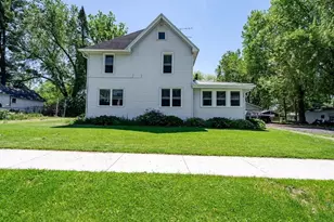 334 E 2nd Ave, Stanley, WI 54768 - Photo 27