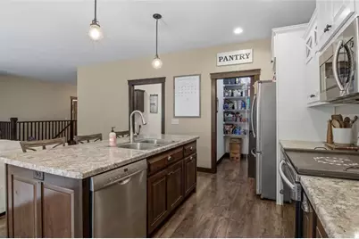 5226 Waylon Street, Eau Claire, WI 54703 - Photo 7