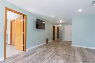 2204 Hillside Dr, Eau Claire, WI 54703 - Photo 23
