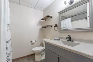 2204 Hillside Dr, Eau Claire, WI 54703 - Photo 25
