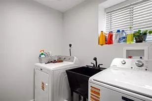 1212 Webster Ave, Eau Claire, WI 54701 - Photo 29