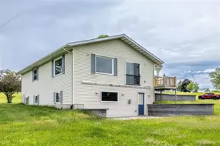 113 Meadow View Dr, Alma Center, WI 54611 - Photo 5