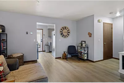 2125 Providence Court, Eau Claire, WI 54703 - Photo 15