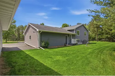 1301 Sandy Ridge Lane, Altoona, WI 54720 - Photo 27