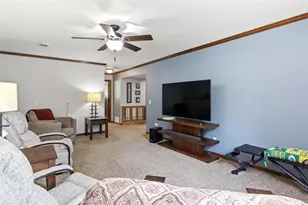 1301 Sandy Ridge Ln, Altoona, WI 54720 - Photo 17