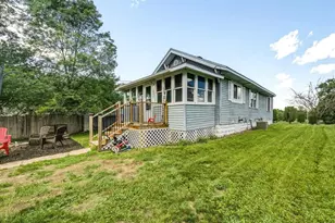 1805 Omaha St, Eau Claire, WI 54703 - Photo 9