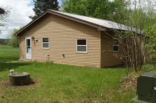 W9002 Moonshine Alley, Catawba, WI 54514 - Photo 3