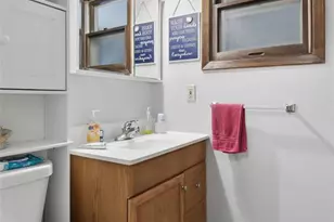 3201 Lotus St, Eau Claire, WI 54703 - Photo 15