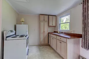 320 Elm Ave, Menomonie, WI 54751 - Photo 37