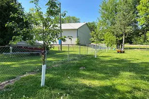 115 East St, New Auburn, WI 54757 - Photo 5