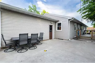 2318 Agnes Street, Eau Claire, WI 54701 - Photo 5