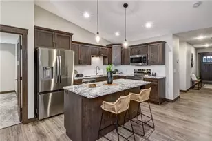 1825 Evergreen Terrace, Eau Claire, WI 54701 - Photo 7