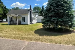 301 Cliff St, Chippewa Falls, WI 54729 - Photo 3