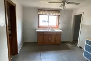 301 Cliff St, Chippewa Falls, WI 54729 - Photo 11