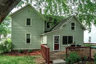 1102 14th Ave, Menomonie, WI 54751 - Photo 1