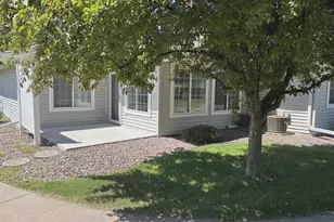 4328 W Robin Meadows Ln, Eau Claire, WI 54701 - Photo 7