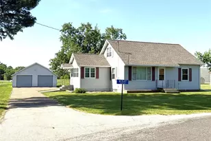 W17687 Fairview Rd, Whitehall, WI 54773 - Photo 1