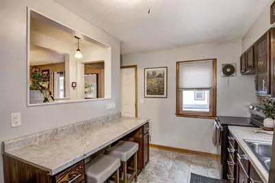109 E Grant Avenue, Eau Claire, WI 54701 - Photo 9
