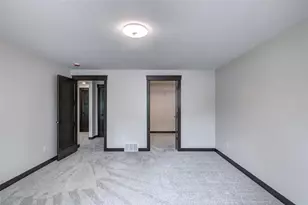 1921 Legacy Dr, Eau Claire, WI 54703 - Photo 31