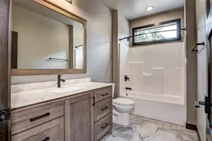1921 Legacy Dr, Eau Claire, WI 54703 - Photo 19