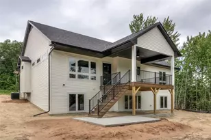 1921 Legacy Dr, Eau Claire, WI 54703 - Photo 17
