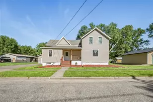 519 Wood St, Augusta, WI 54722 - Photo 1