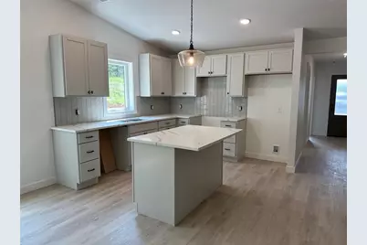 4352 Studebaker Lane, Eau Claire, WI 54703 - Photo 3
