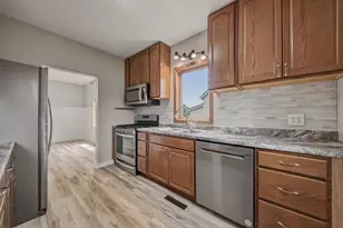 332 Lincoln St, Stanley, WI 54768 - Photo 19