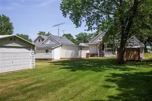 389 Lincoln St, Mondovi, WI 54755 - Photo 7